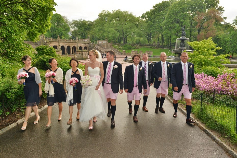Bridal Party walking back to the Boathouse from Bethesda Fountain by: Kira Yustak