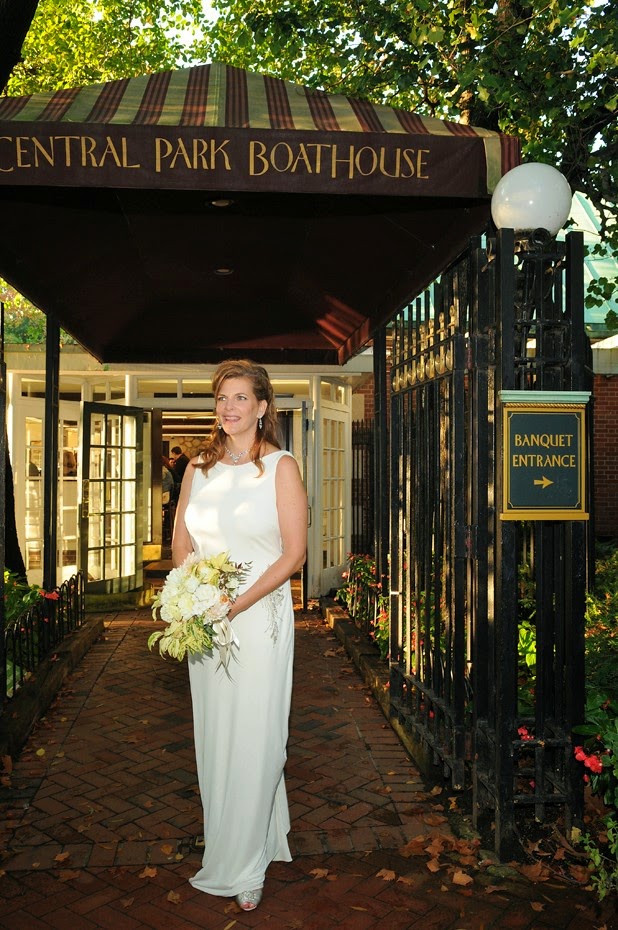 Kimberly standing outside the Boathouse before the ceremony by: Kira Yustak