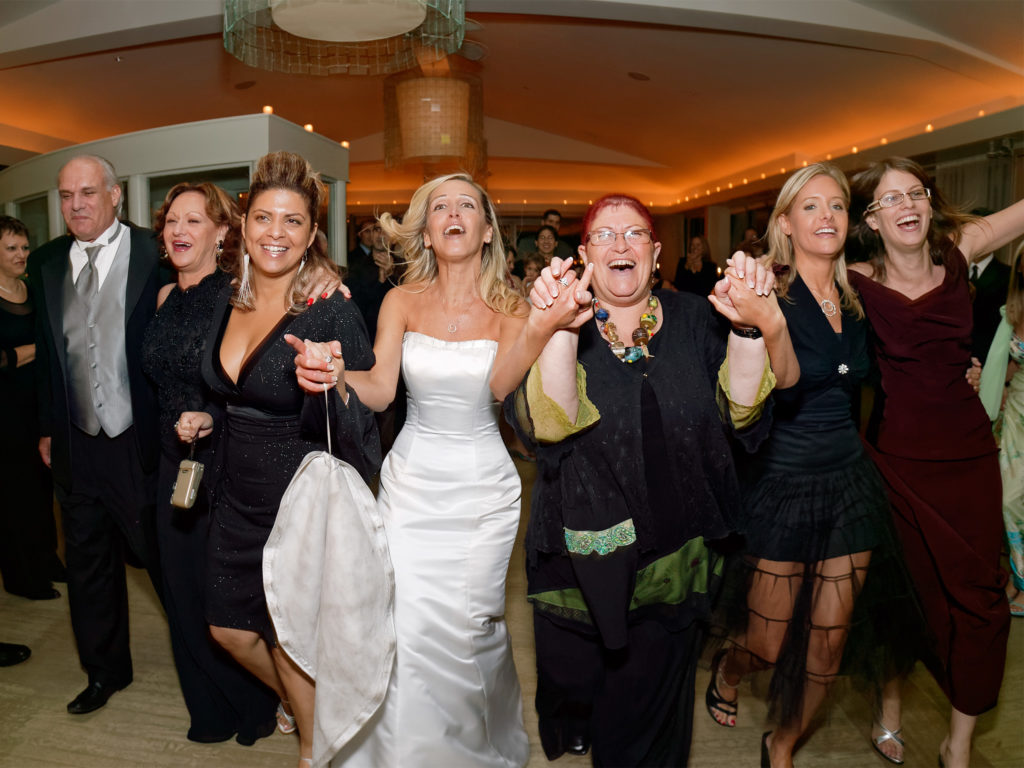 Dance the night away by: Robert London Photography