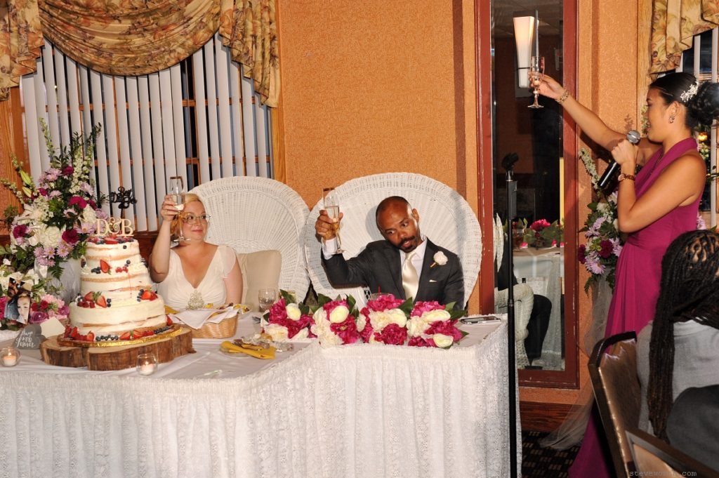 Maid of Honor Toast by: Steve Worth Photography