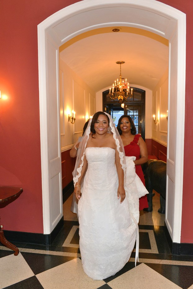 Bride entering the Club by: Steve Worth Photography