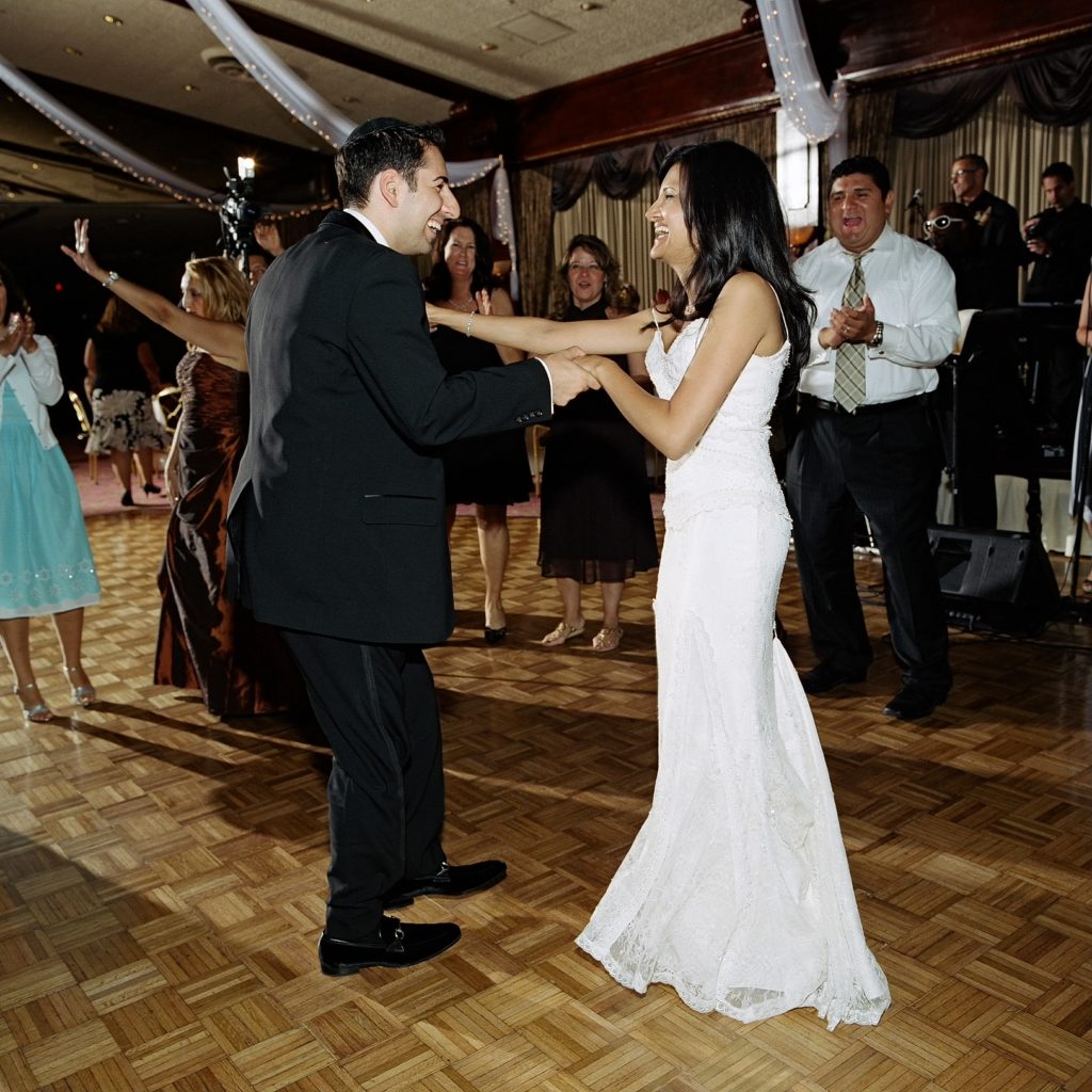 Bride and Groom Dance by: Kira Yustak